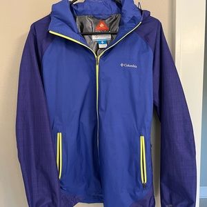 Columbia rain coat